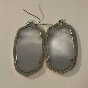 Kendra Scott Gray Illusion Danielle’s in Gold Hardware